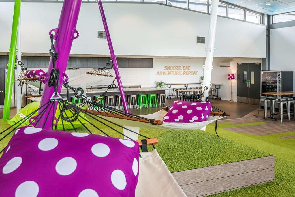 Lylo Christchurch Inreriör bild The "Green Room" at the headquarters of the Australian Football League