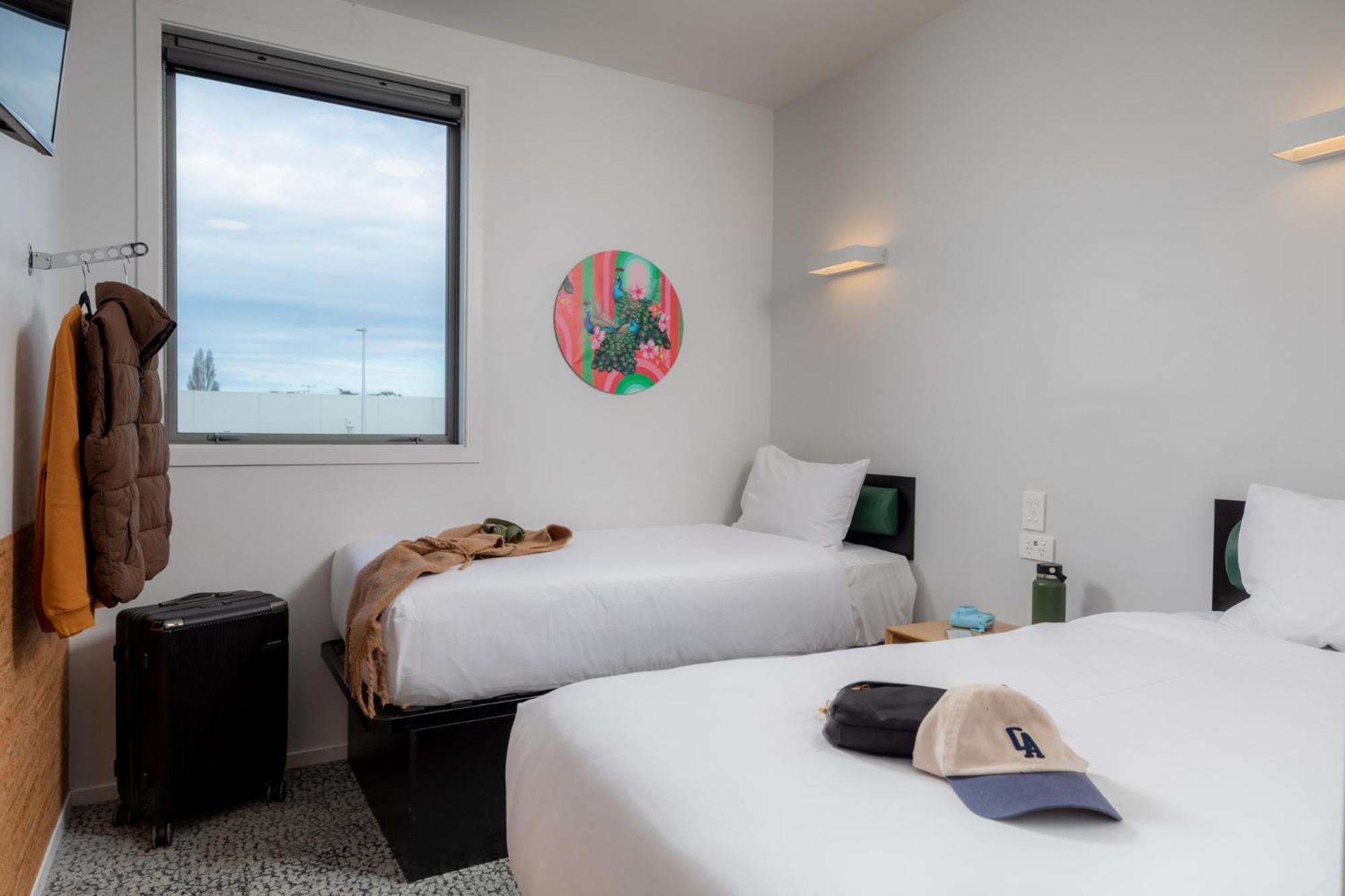 Lylo Christchurch Exteriör bild A room at the Hotel