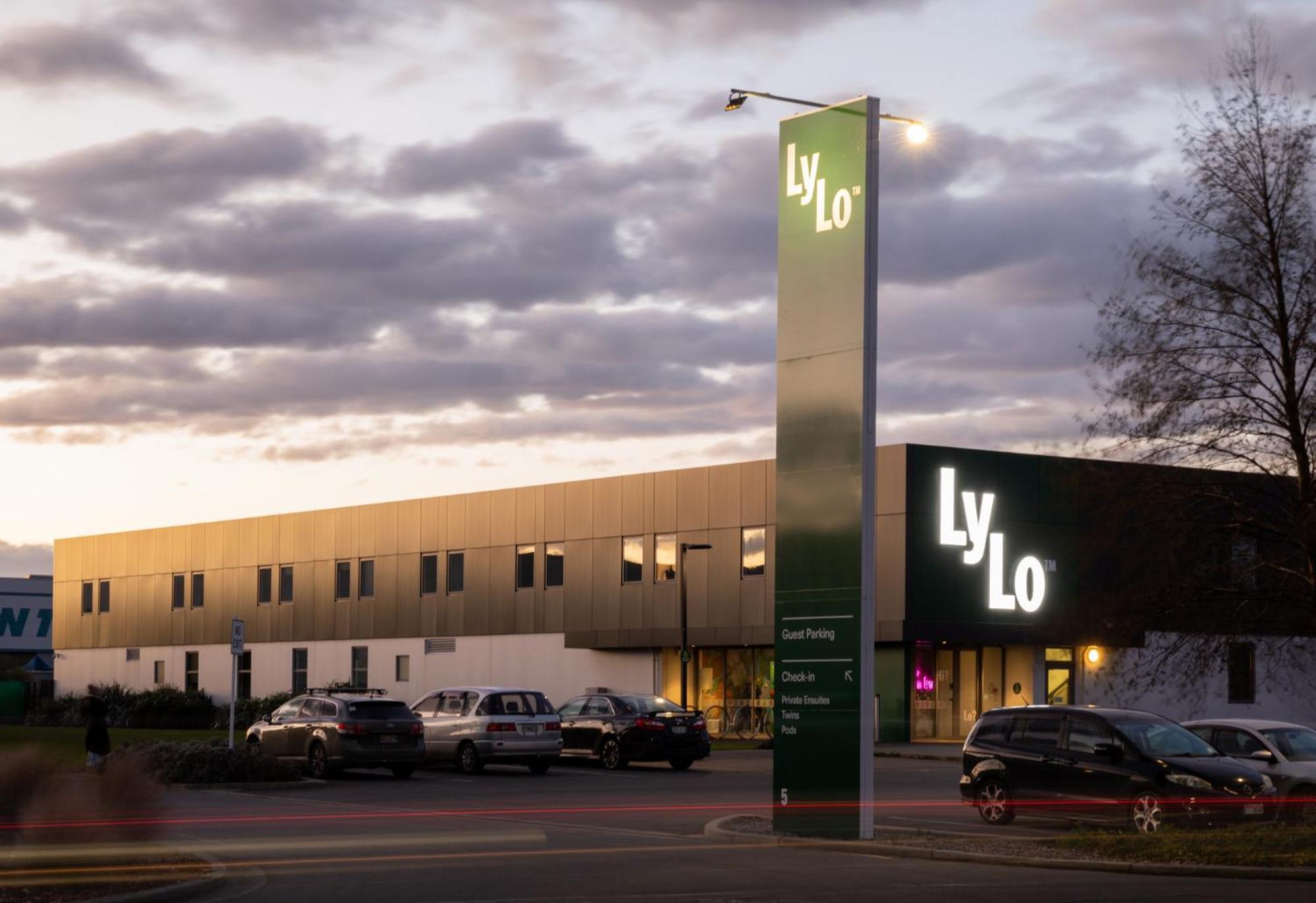 Lylo Christchurch Exteriör bild Lylo