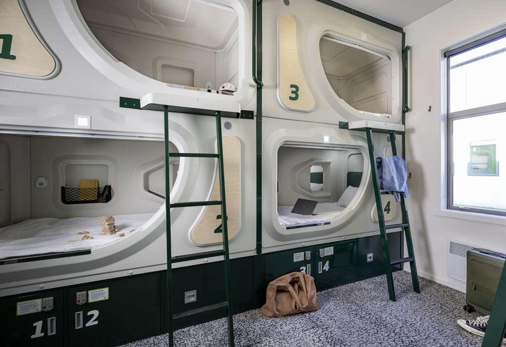 Lylo Christchurch Rum bild A capsule hotel in Tokyo